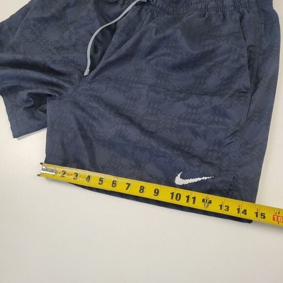 Nike Men’s 2XL Navy Blue Swim Trunks Lined Beach Athletic Shorts - Picture 3 of 10